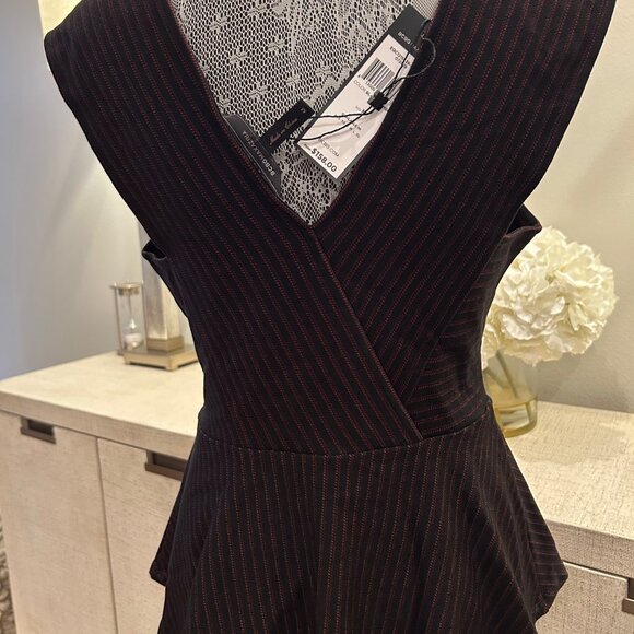 BCBGMaxazria Chic blouse with black and red stripes. Flattering V-neck design. F - Picture 8 of 8